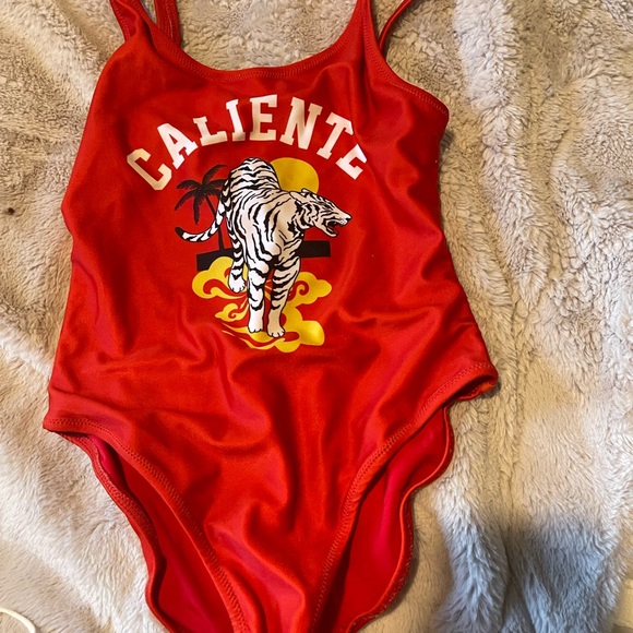 Caliente red one piece - Picture 4 of 5